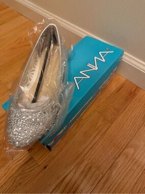 Anna Silver Glitter Pointed Toe Flat